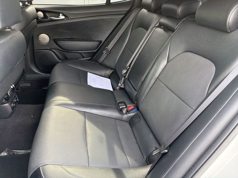 Used 2023 Kia Stinger GT-Line w/ Sun & Sound Package image 9