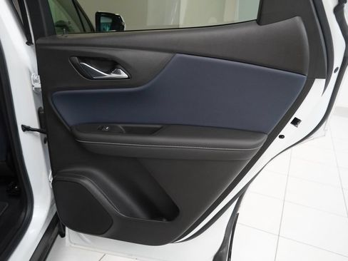 Used 2023 Chevrolet Blazer RS w/ Driver Confidence II Package FWD image 31