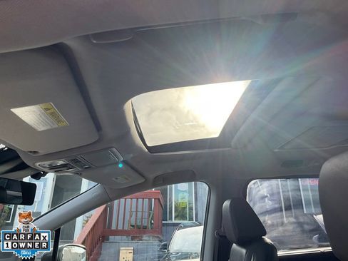 Used 2018 Honda Odyssey Touring image 24