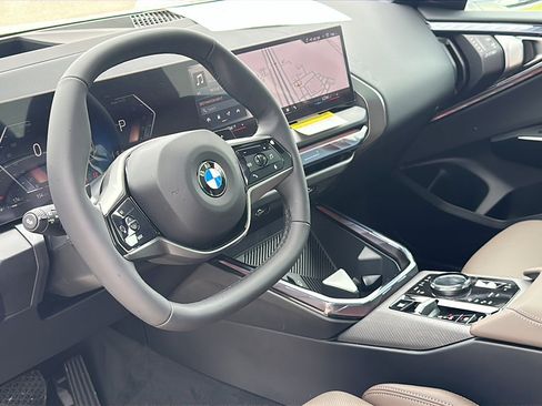 New 2026 BMW X3 xDrive30 w/ Premium Package AWD/4WD image 9