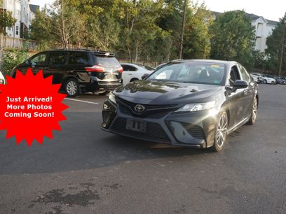 Used 2020 Toyota Camry SE