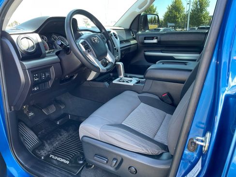 Used 2016 Toyota Tundra SR5 w/ TRD Off Road Package AWD/4WD image 12
