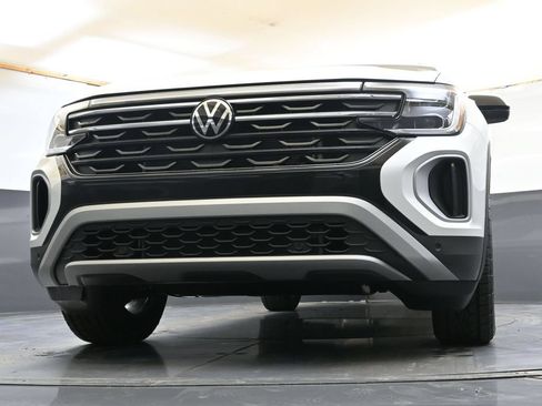 New 2026 Volkswagen Atlas Peak Edition AWD/4WD image 41