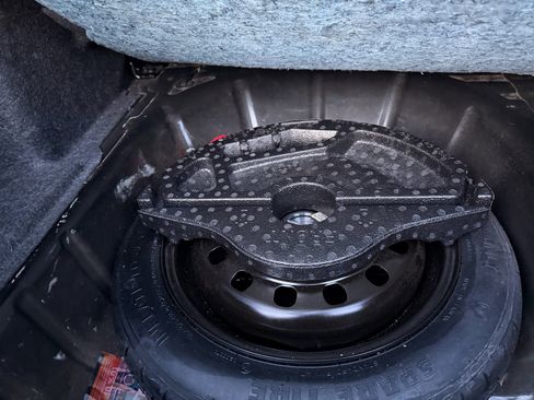 Used 2019 Ford Fiesta SE w/ Cold Weather Package image 21