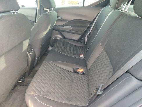 Certified 2023 Nissan Kicks SV image 13