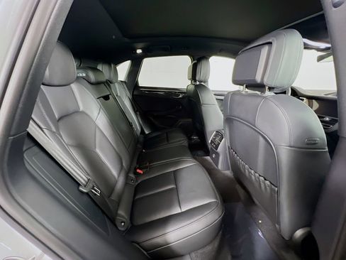 New 2026 Porsche Macan image 29