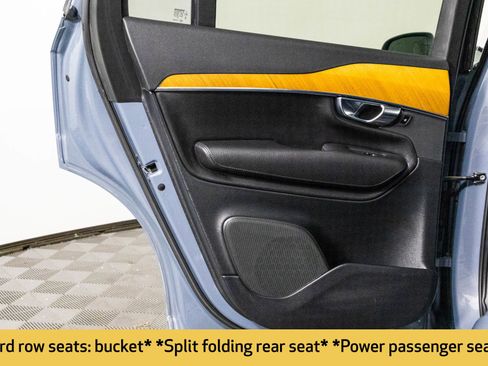 Used 2021 Volvo XC90 T6 Momentum w/ Protection Package image 38