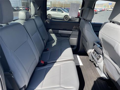 Used 2025 Ford F150 Lightning Flash AWD/4WD image 23