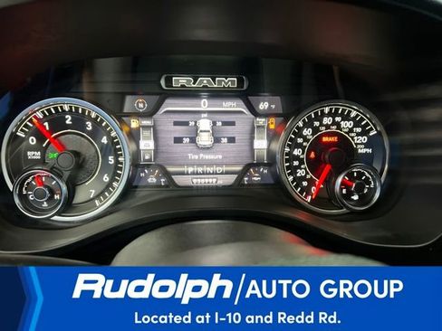Used 2022 RAM 1500 Laramie AWD/4WD image 16