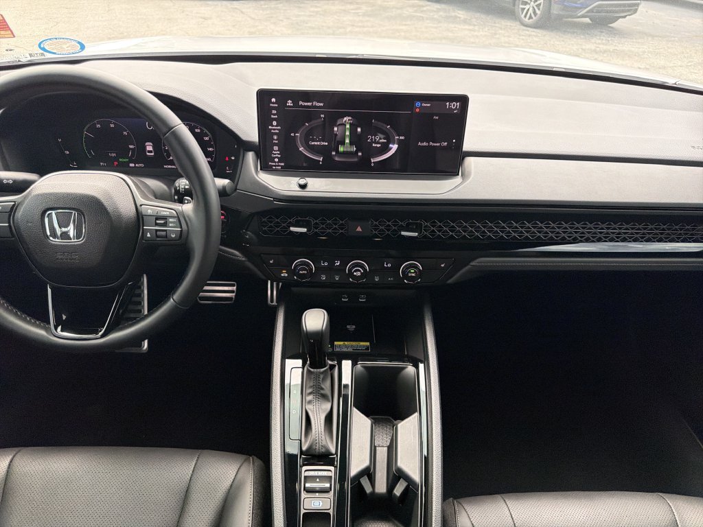 Used 2025 Honda Accord Sport image 14