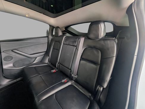 Used 2020 Tesla Model Y Long Range AWD/4WD image 26