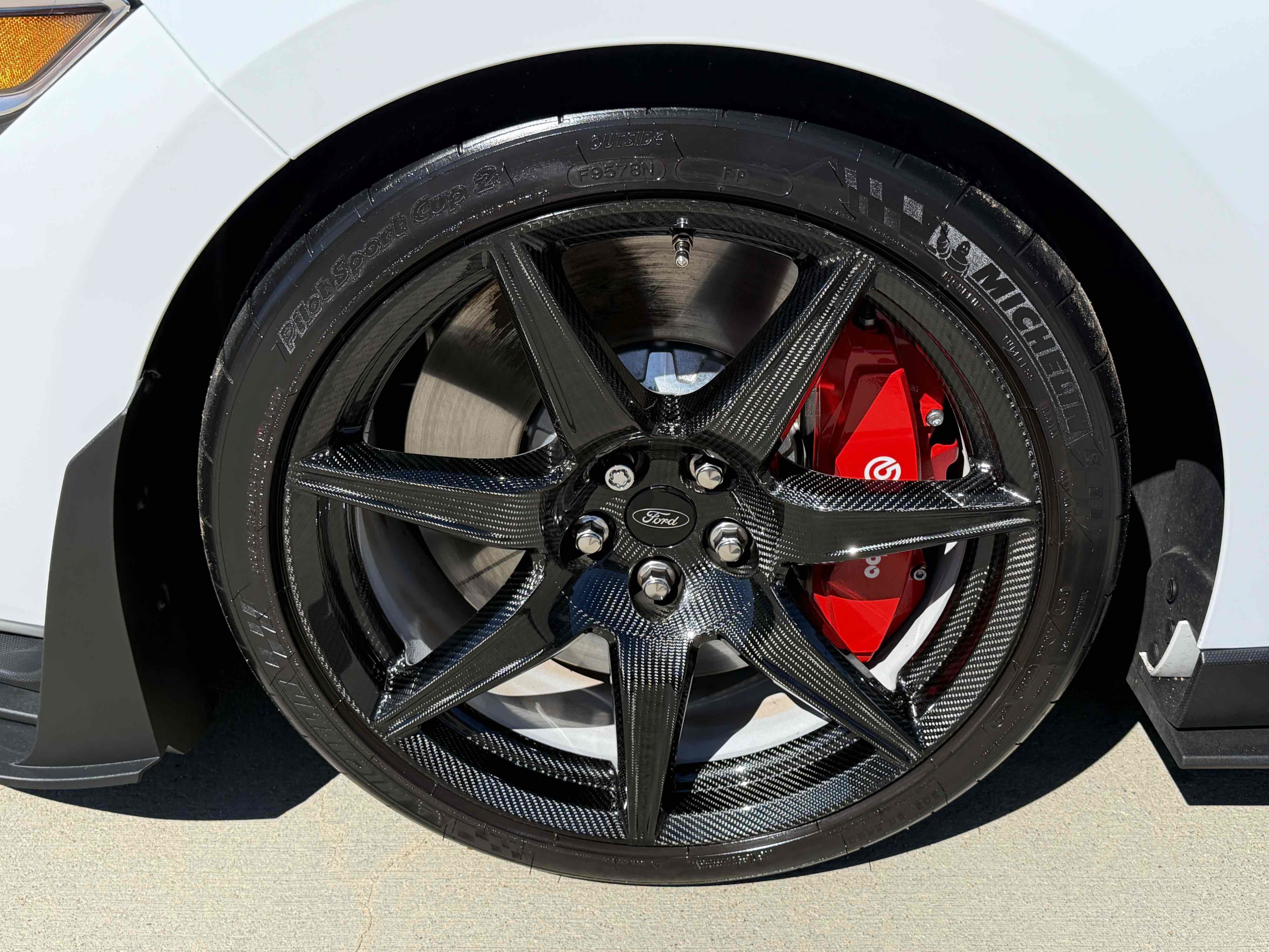 Used 2021 Ford Mustang Shelby GT500 w/ Carbon Fiber Track Pack RWD image 46