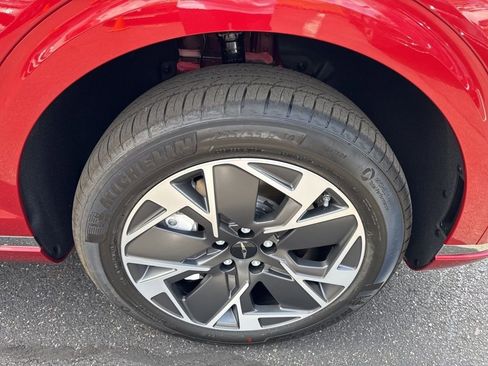 New 2026 Genesis Electrified GV70 image 9