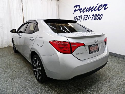 Used 2018 Toyota Corolla SE FWD image 7