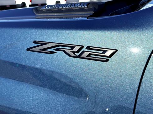 Used 2024 Chevrolet Silverado 2500 ZR2 w/ Technology Package image 13