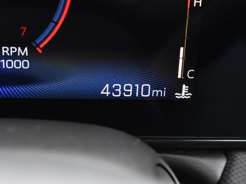 Used 2025 Chevrolet TrailBlazer LT image 24