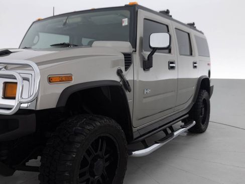 Used 2003 HUMMER H2 w/ Preferred Equipment Group AWD/4WD image 12