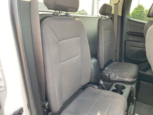 Used 2021 Chevrolet Colorado LT w/ Safety Package RWD image 19