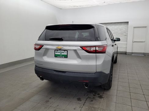 Used 2019 Chevrolet Traverse LS FWD image 7