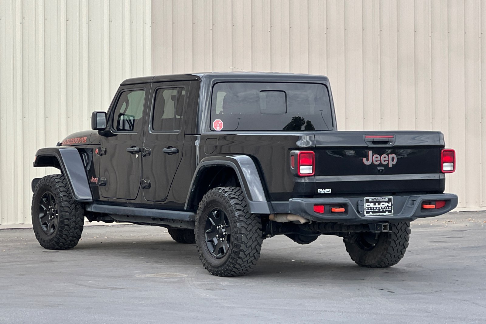 Used 2023 Jeep Gladiator Mojave w/ Cold Weather Group AWD/4WD image 9