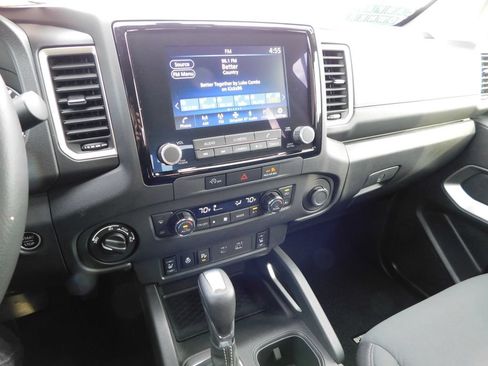 Used 2024 Nissan Frontier SV w/ Hardbody Edition AWD/4WD image 44