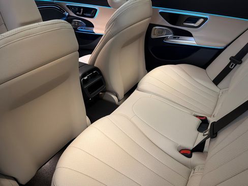 New 2027 Mercedes-Benz E 350 Sedan image 11