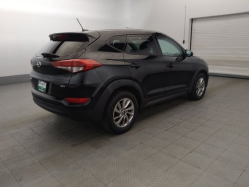 Used 2016 Hyundai Tucson SE w/ Option Group 02 AWD/4WD image 9