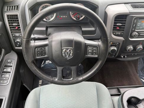 Used 2016 RAM 1500 Express AWD/4WD image 14