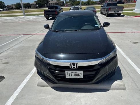 Used 2020 Honda Accord LX image 3