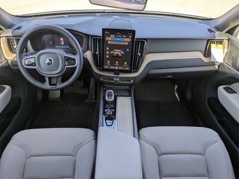New 2026 Volvo XC60 B5 Plus w/ Protection Package Premier image 18