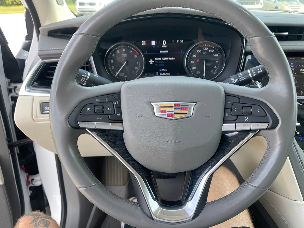 Used 2024 Cadillac XT6 Premium Luxury w/ Technology Package AWD/4WD image 10