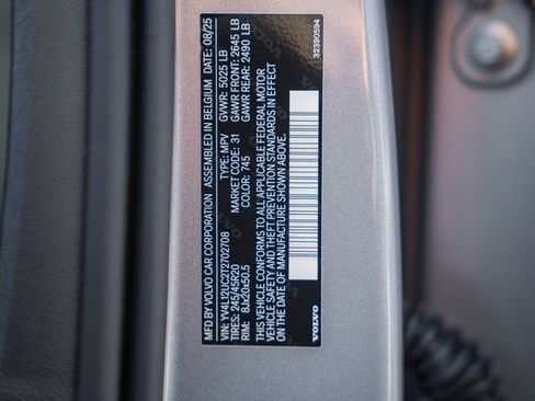 Used 2026 Volvo XC40 B5 Plus w/ Protection Package Premier AWD/4WD image 36