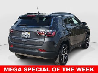 Used 2024 Jeep Compass Limited video 3