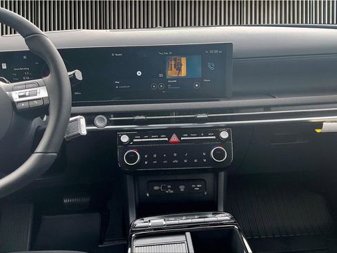 New 2026 Hyundai Tucson Limited image 8