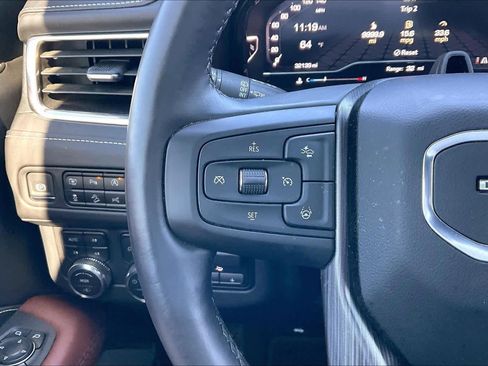 Used 2023 GMC Yukon Denali Ultimate image 24