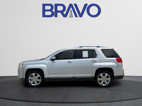 Used 2010 GMC Terrain SLT w/ Cargo Package AWD/4WD image 10