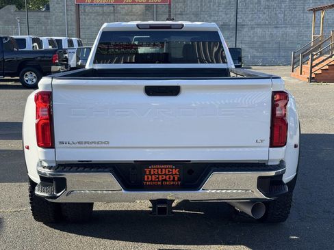 Used 2021 Chevrolet Silverado 3500 LT AWD/4WD image 6