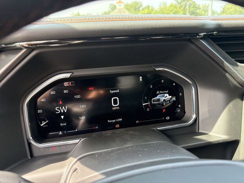 New 2026 GMC Sierra 1500 AT4 w/ AT4 Premium Package AWD/4WD image 15
