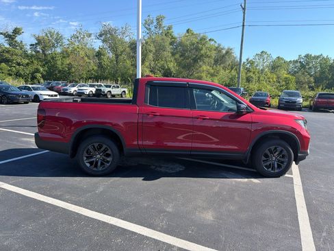 Used 2021 Honda Ridgeline Sport image 7