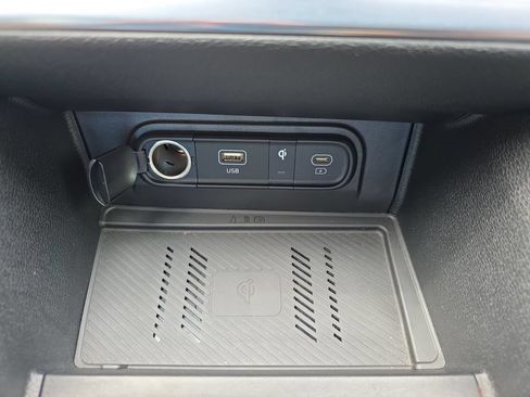 Used 2025 Kia Sportage EX w/ Premium Package FWD image 25