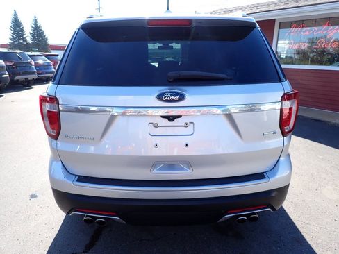 Used 2018 Ford Explorer Platinum AWD/4WD image 5