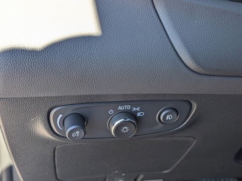 Certified 2023 Buick Encore GX Select image 31