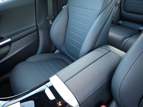 New 2026 Mercedes-Benz C 300 4MATIC Sedan image 35