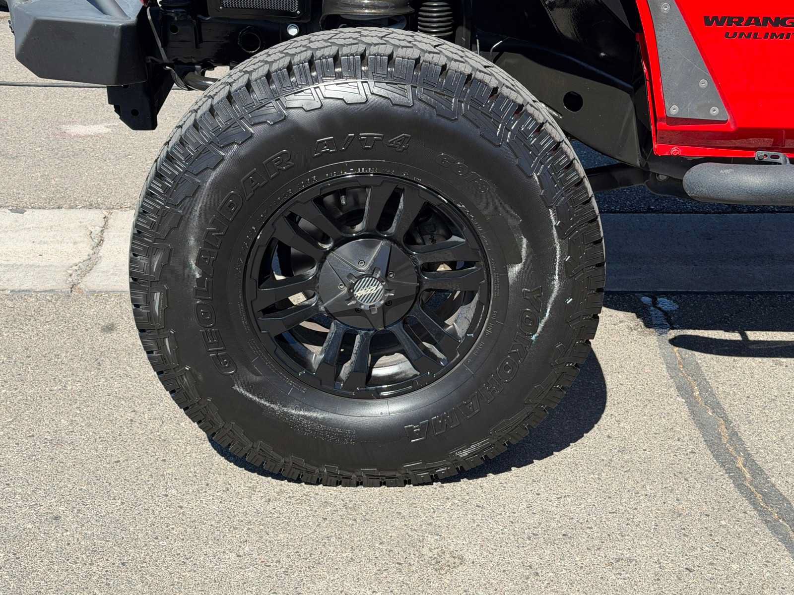 Used 2016 Jeep Wrangler Unlimited Sport w/ Connectivity Group AWD/4WD image 32