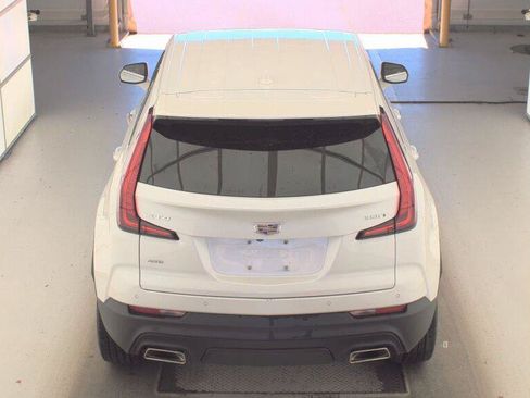 Used 2023 Cadillac XT4 Luxury w/ Cold Weather Package AWD/4WD image 11