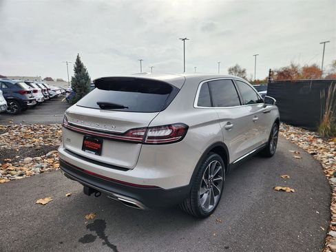 Certified 2021 Lincoln Nautilus Reserve w/ Equipment Group 202A image 5