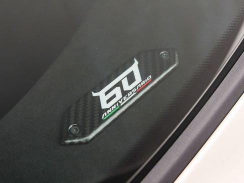 Used 2023 Lamborghini Huracan Tecnica image 34