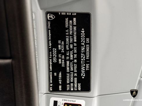 Used 2022 Lamborghini Huracan EVO image 56