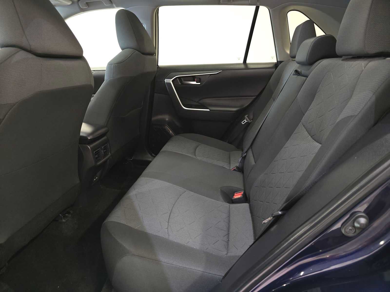 Certified 2025 Toyota RAV4 XLE AWD/4WD image 24