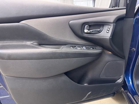 Used 2022 Nissan Murano SL w/ SL Moonroof Package AWD/4WD image 8